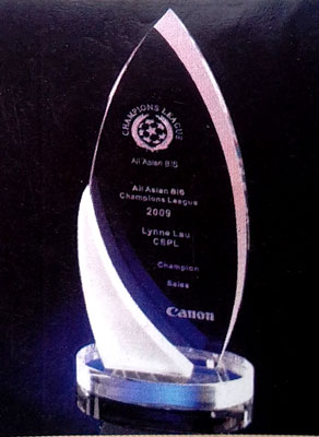 Executive crystal plaque with premium engraving &ndash; Chembx Ghana